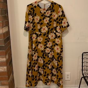 XXL Roolee floral dress